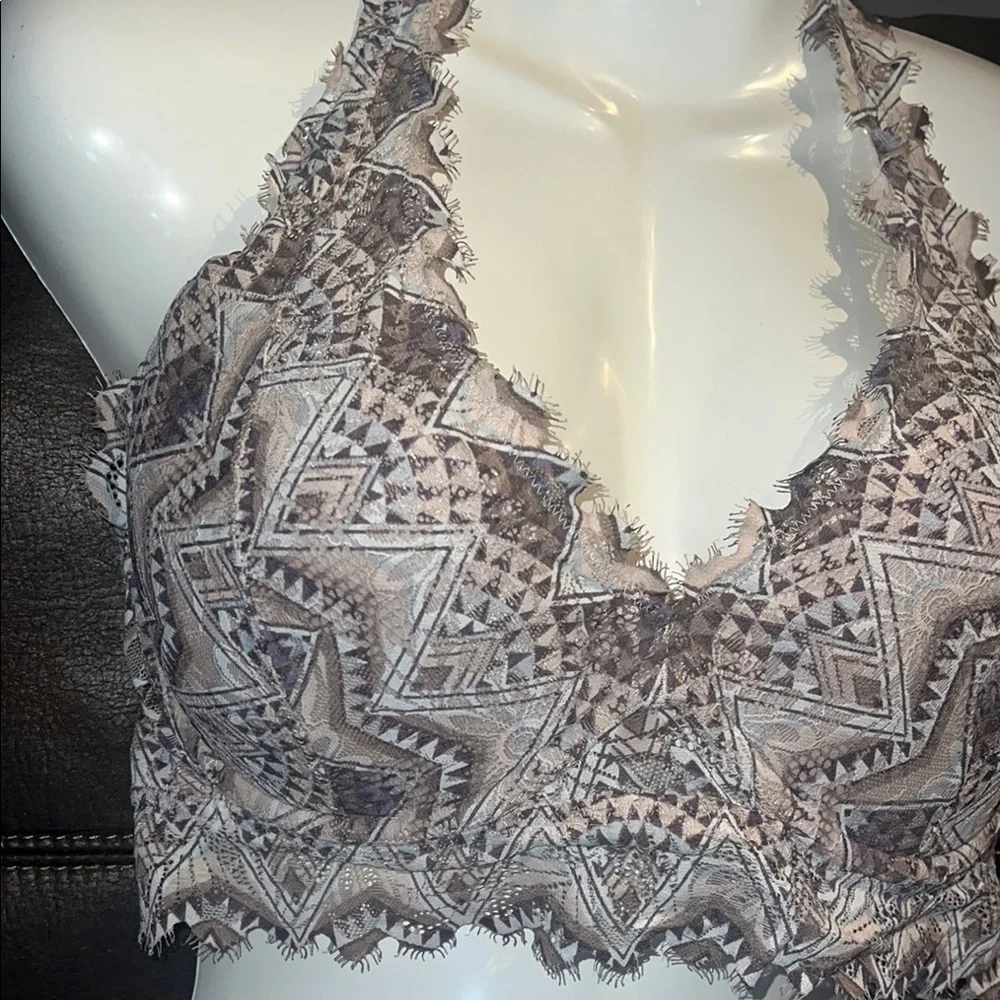 Victoria secret pink Boho Lace Halter Bralette - Picture 3 of 12